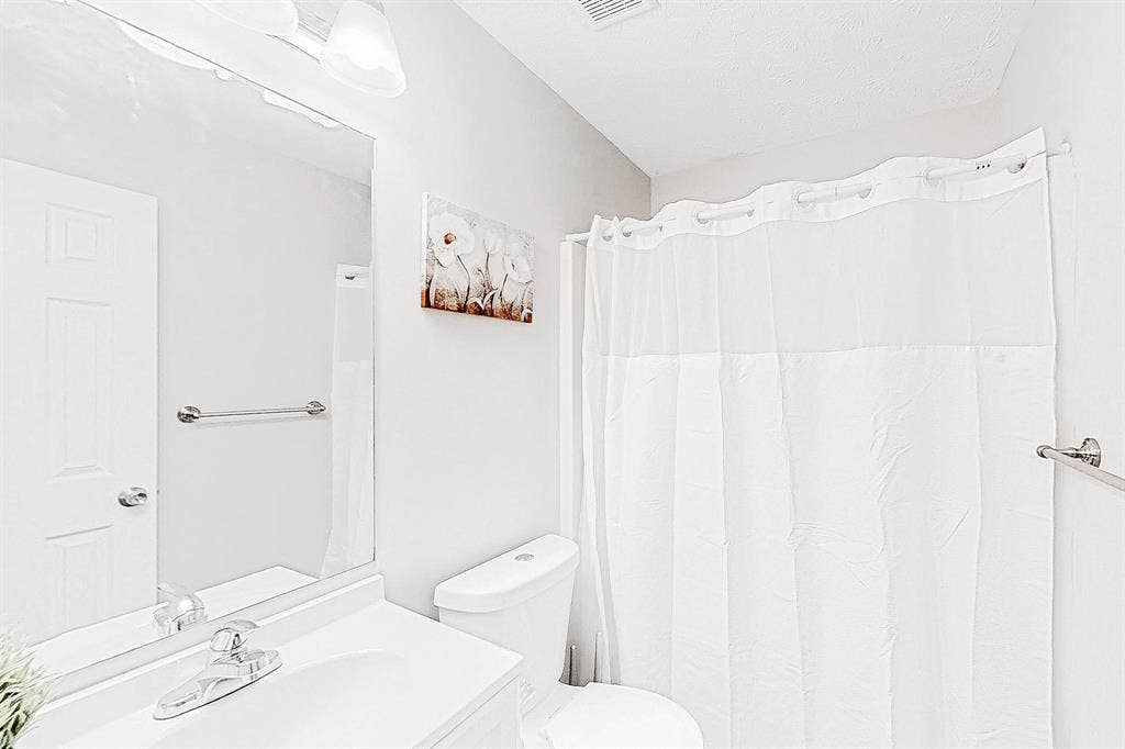 8 BR in Jonesboro