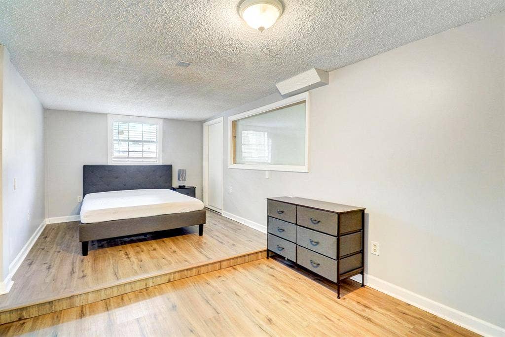 7 BR in Jacksonville