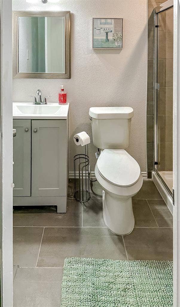 8 BR in Dallas