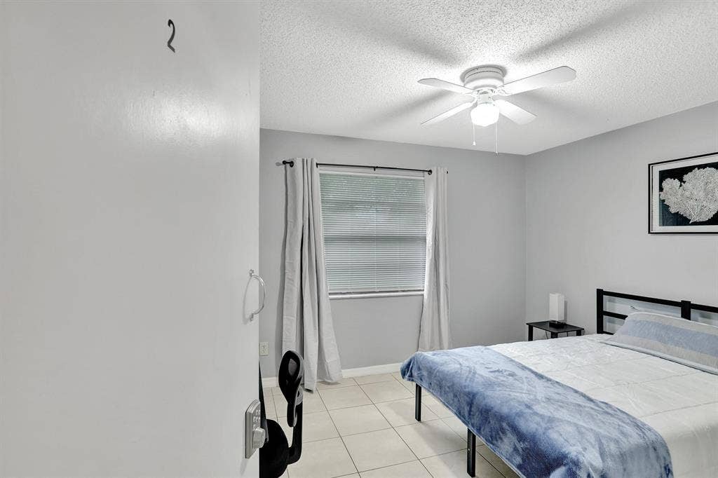 5 BR in Cocoa