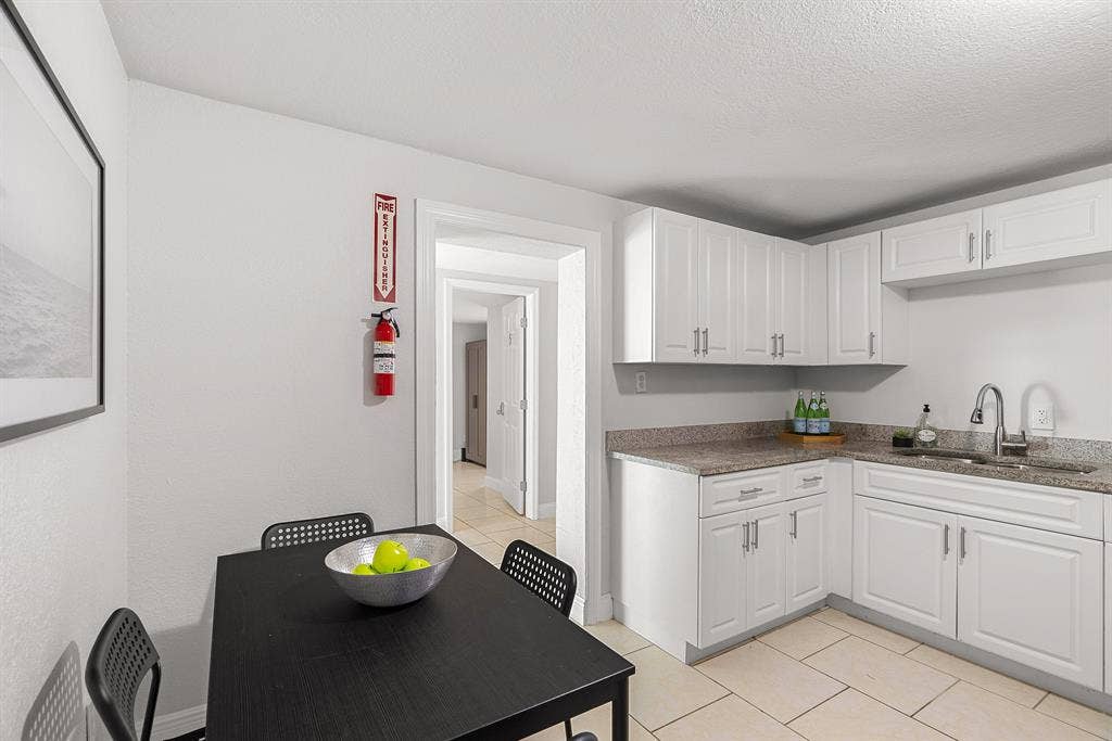 6 BR in Tampa
