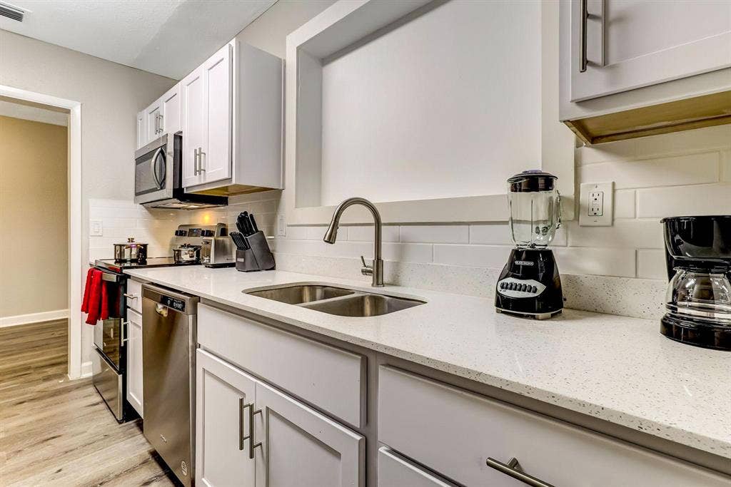 9 BR in Jacksonville
