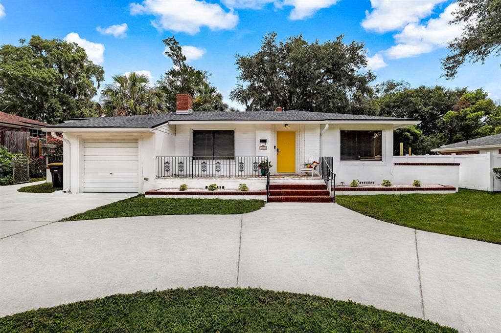 9 BR in Jacksonville