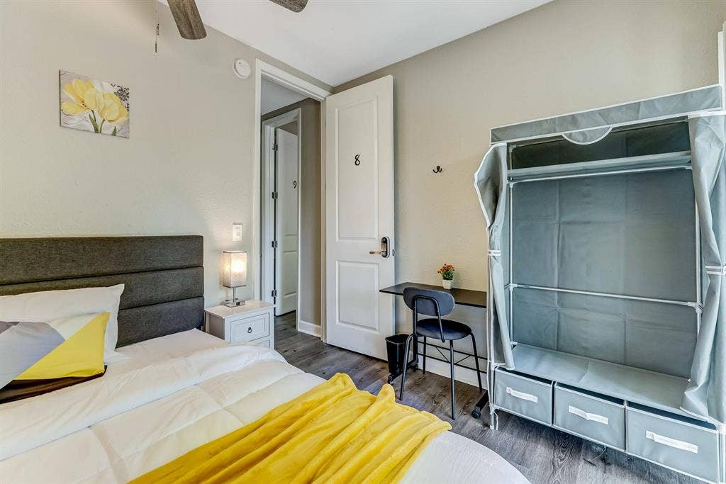 9 BR in Jacksonville