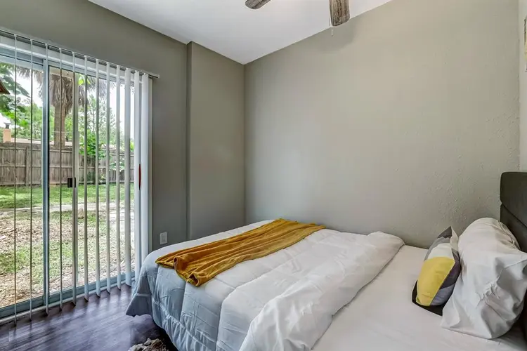9 BR in Jacksonville