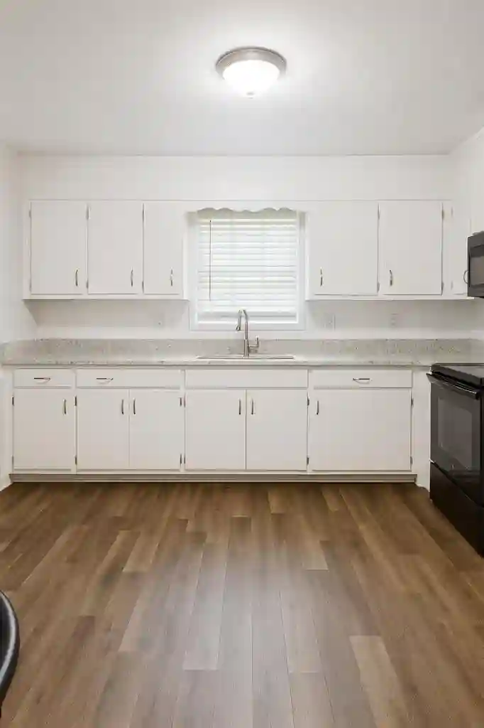7 BR in College Park