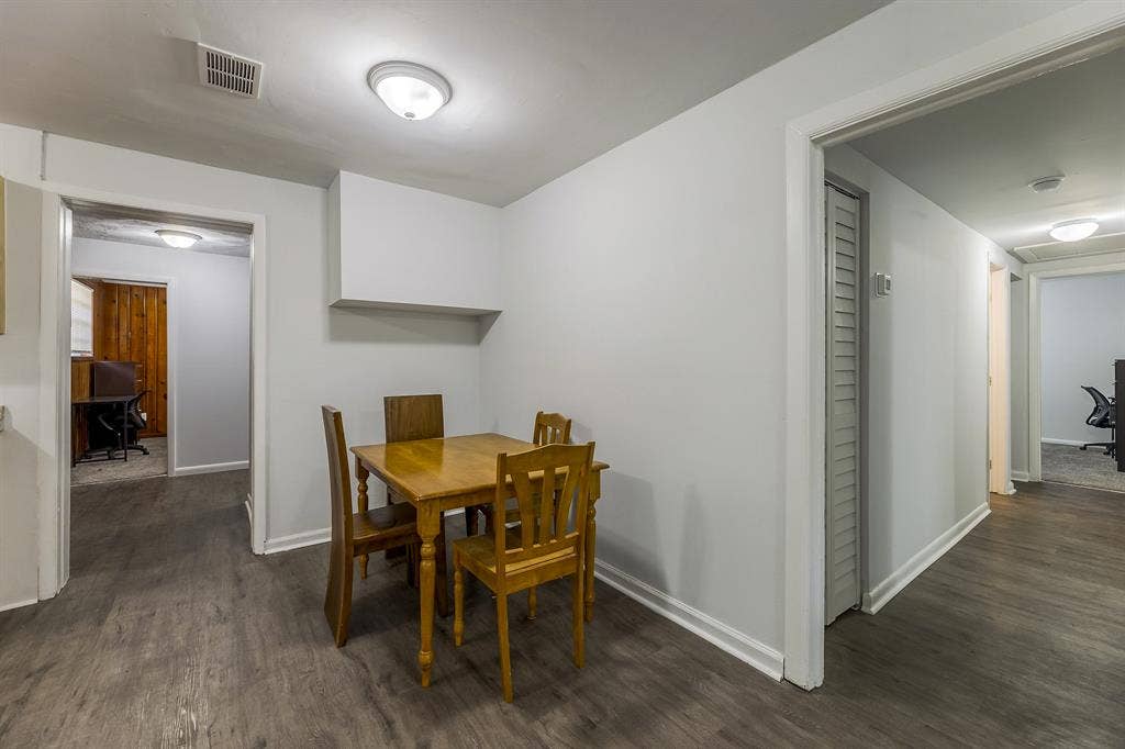 6 BR in Jacksonville