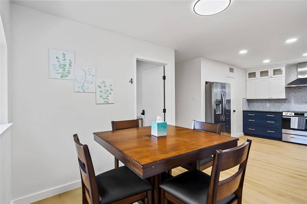 5 BR in Austin