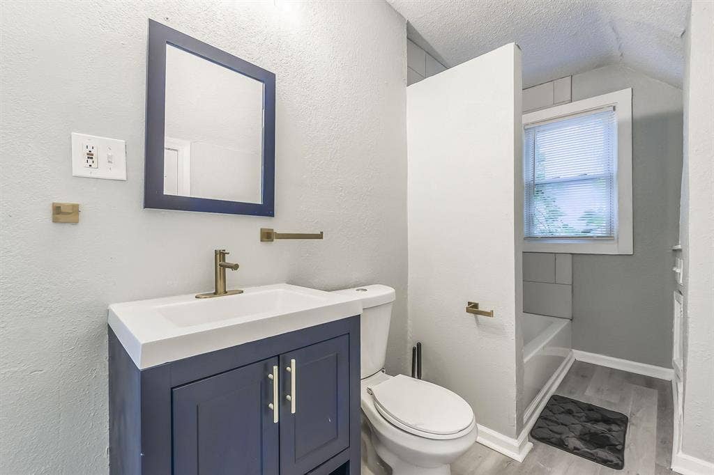 7 BR in Kansas City