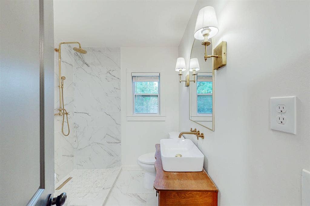 7 BR in Decatur