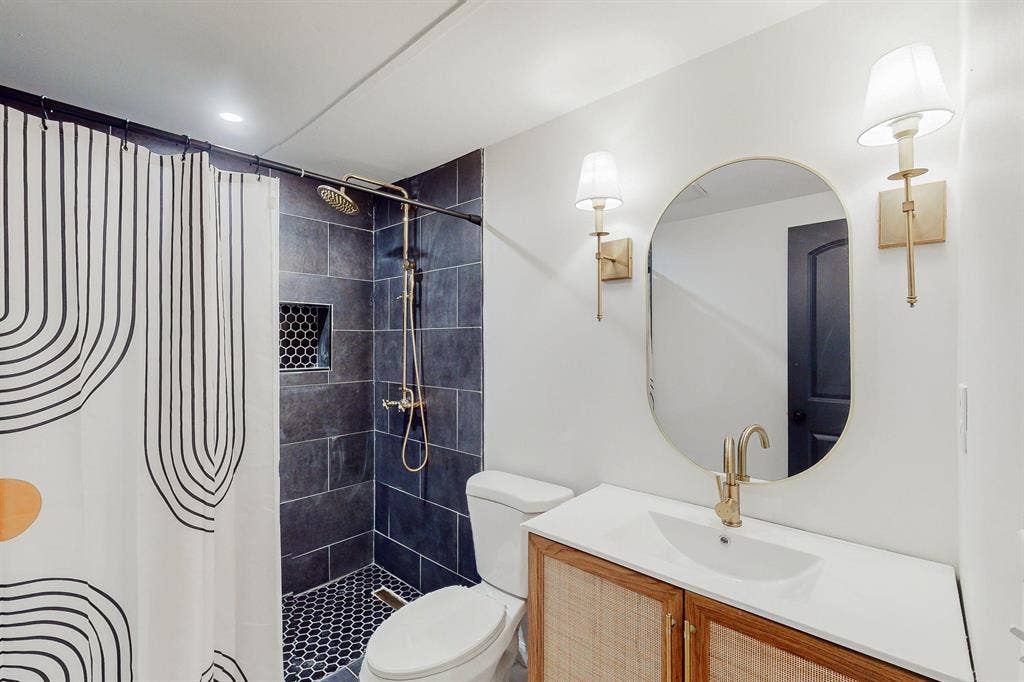 7 BR in Decatur