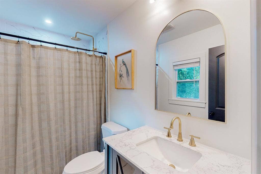 7 BR in Decatur