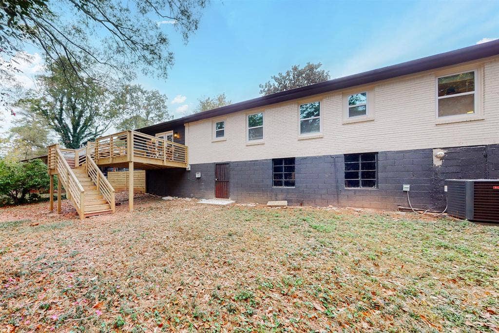 7 BR in Decatur