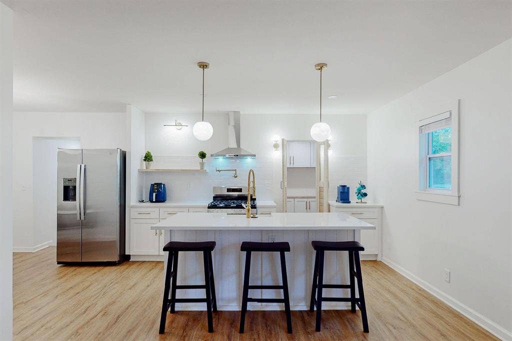 7 BR in Decatur
