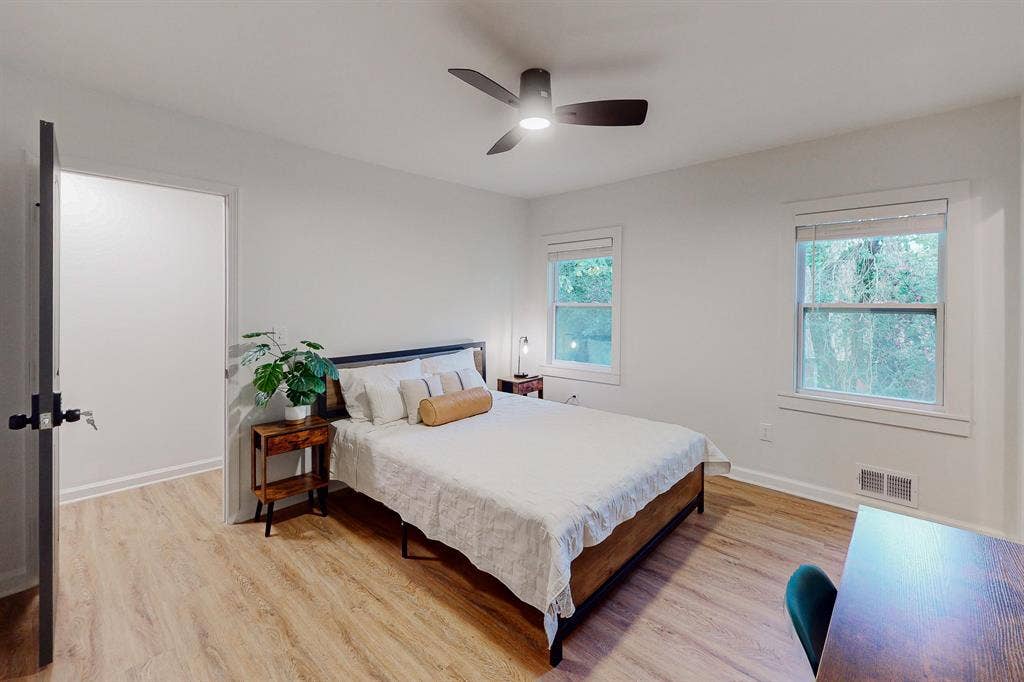 7 BR in Decatur