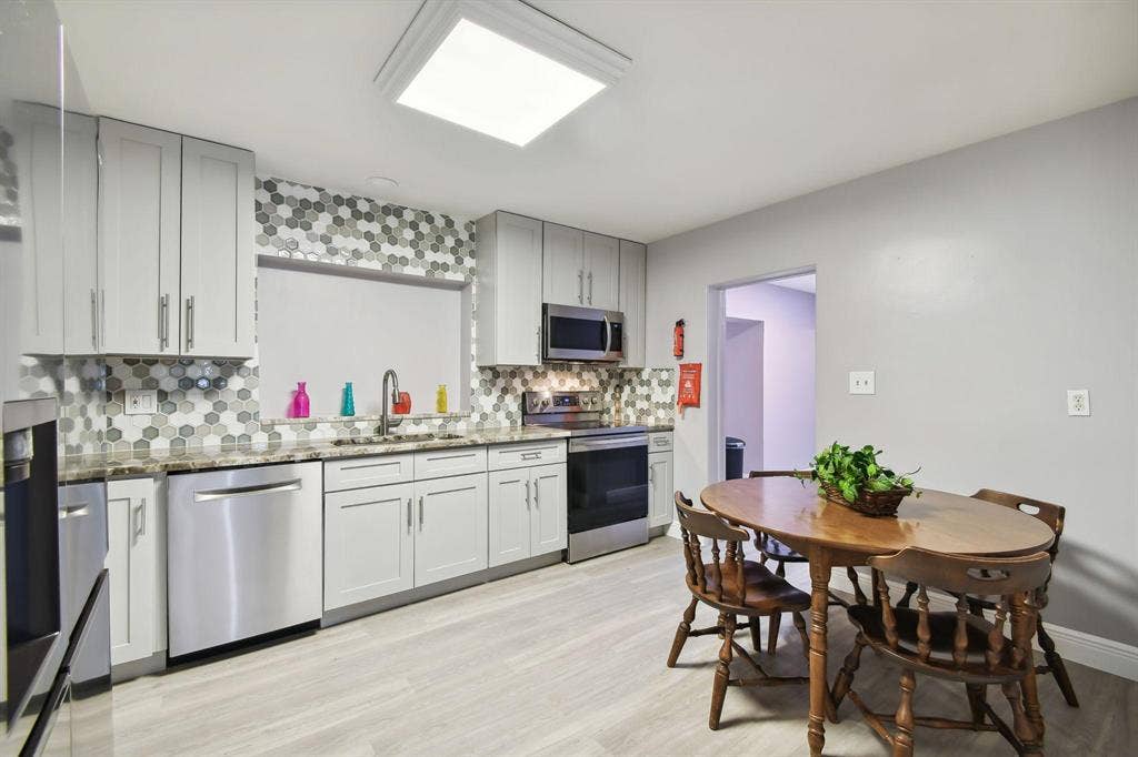 8 BR in Altamonte Springs