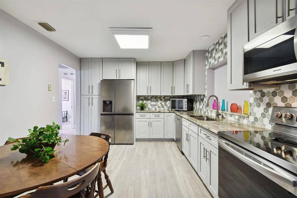 8 BR in Altamonte Springs