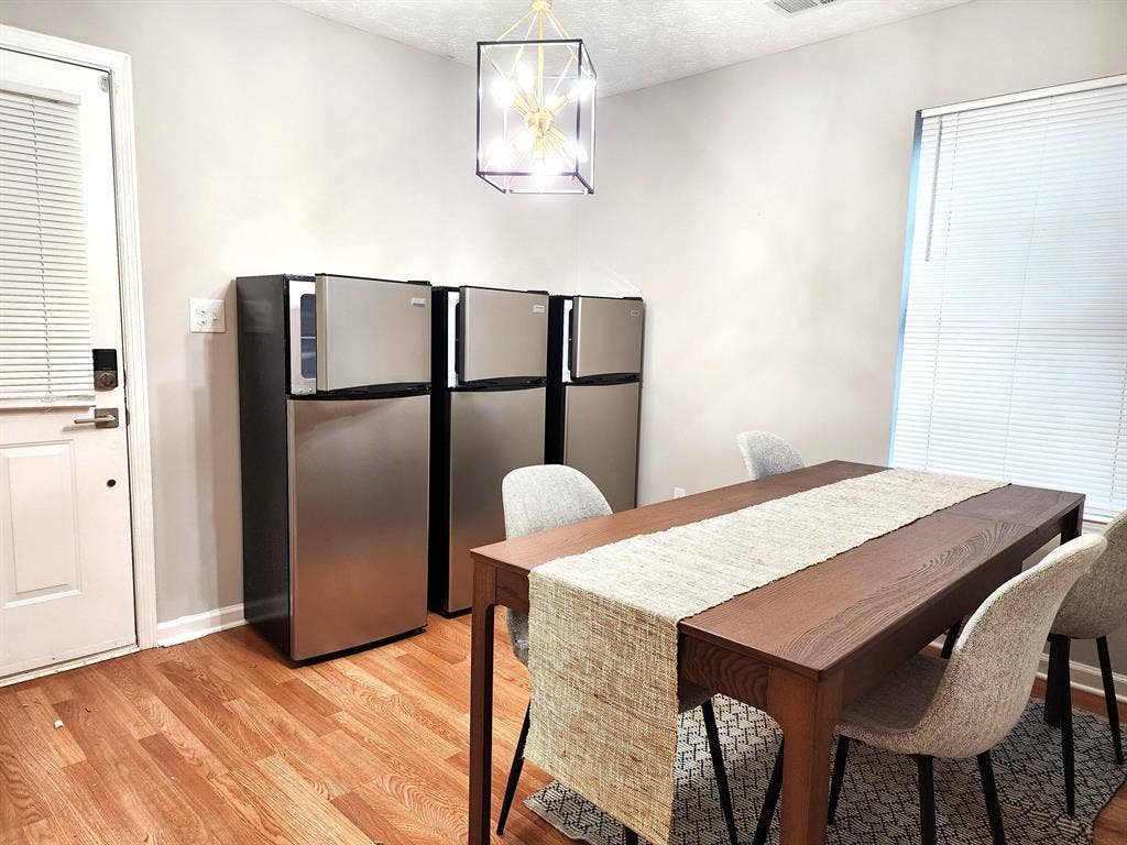 4 BR in Atlanta