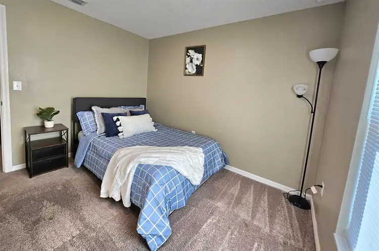 7 BR in Deltona