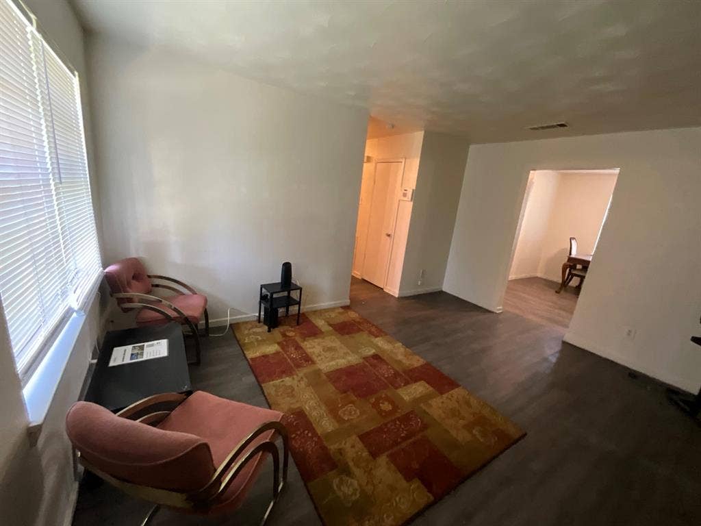 5 BR in Dallas