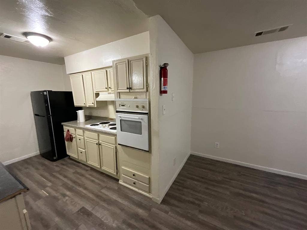 5 BR in Dallas