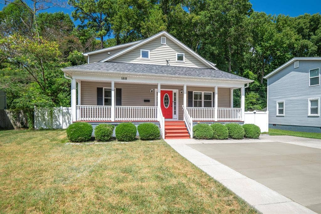 7 BR in Richmond