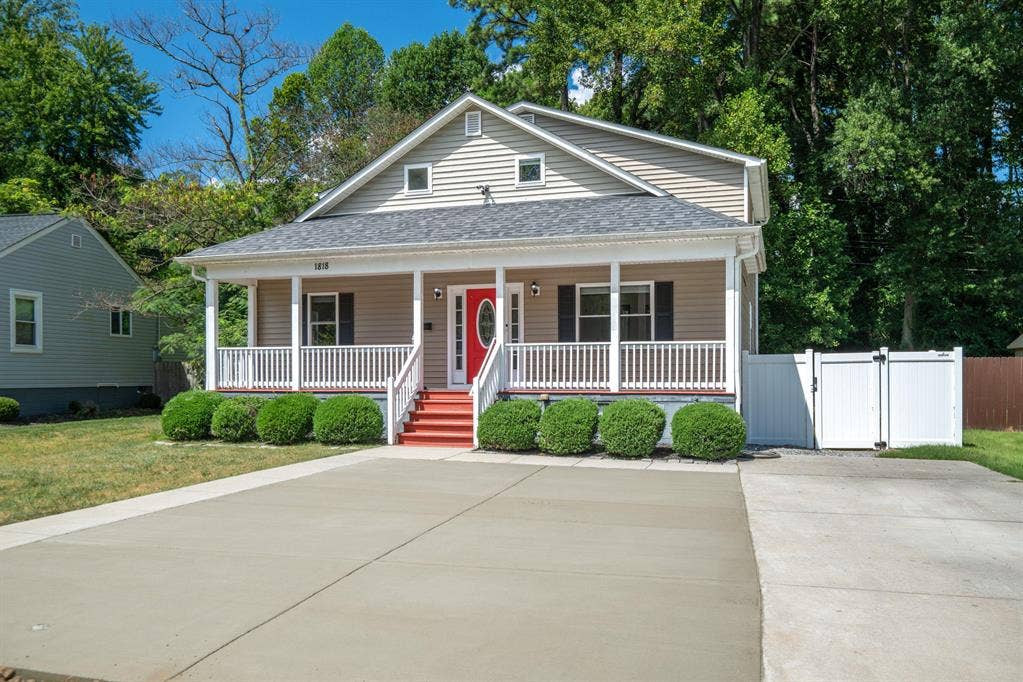 7 BR in Richmond