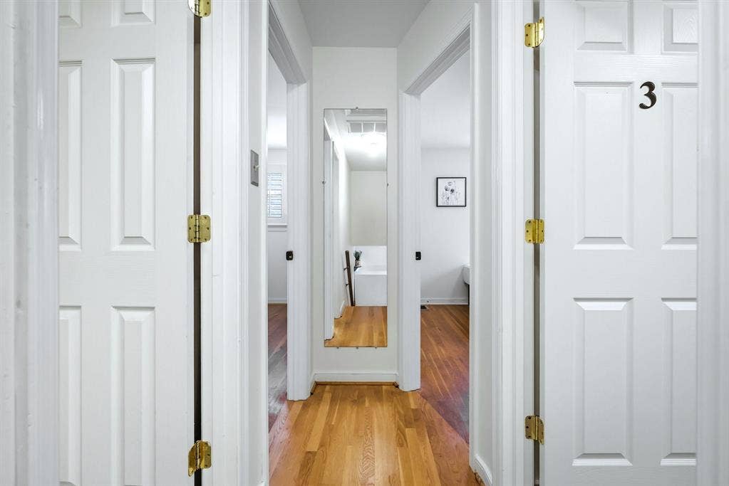 8 BR in Richmond
