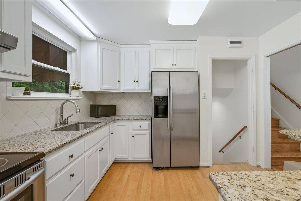 8 BR in Richmond