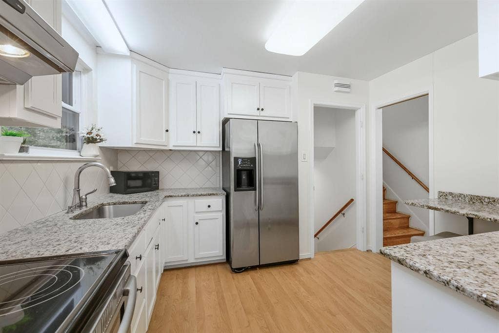 8 BR in Richmond