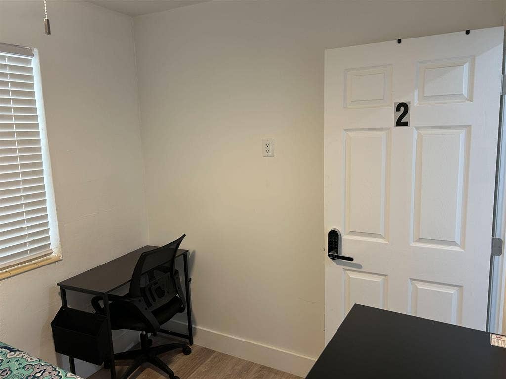 4 BR in Miami
