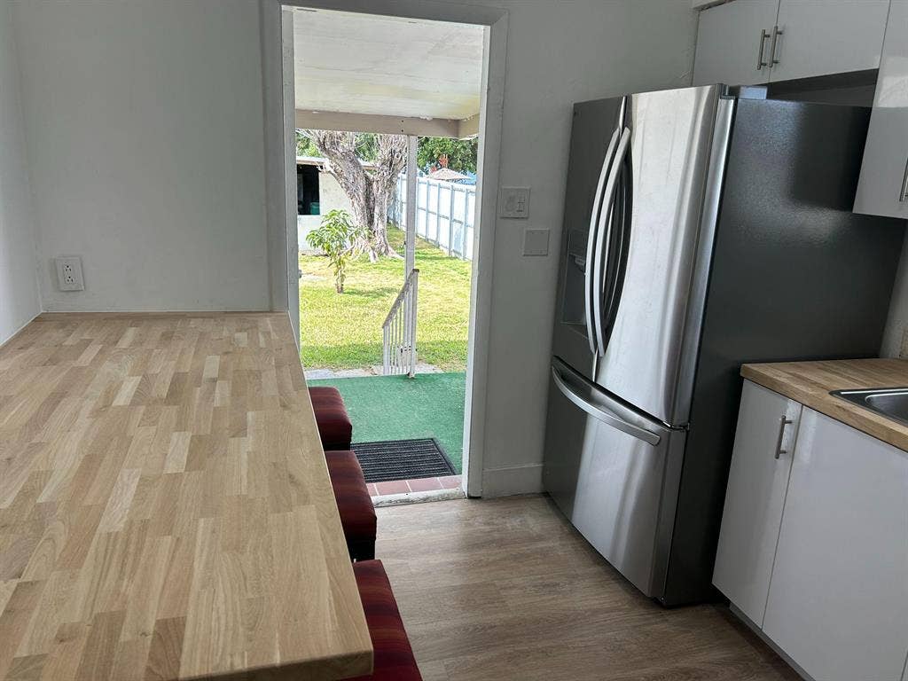 4 BR in Miami