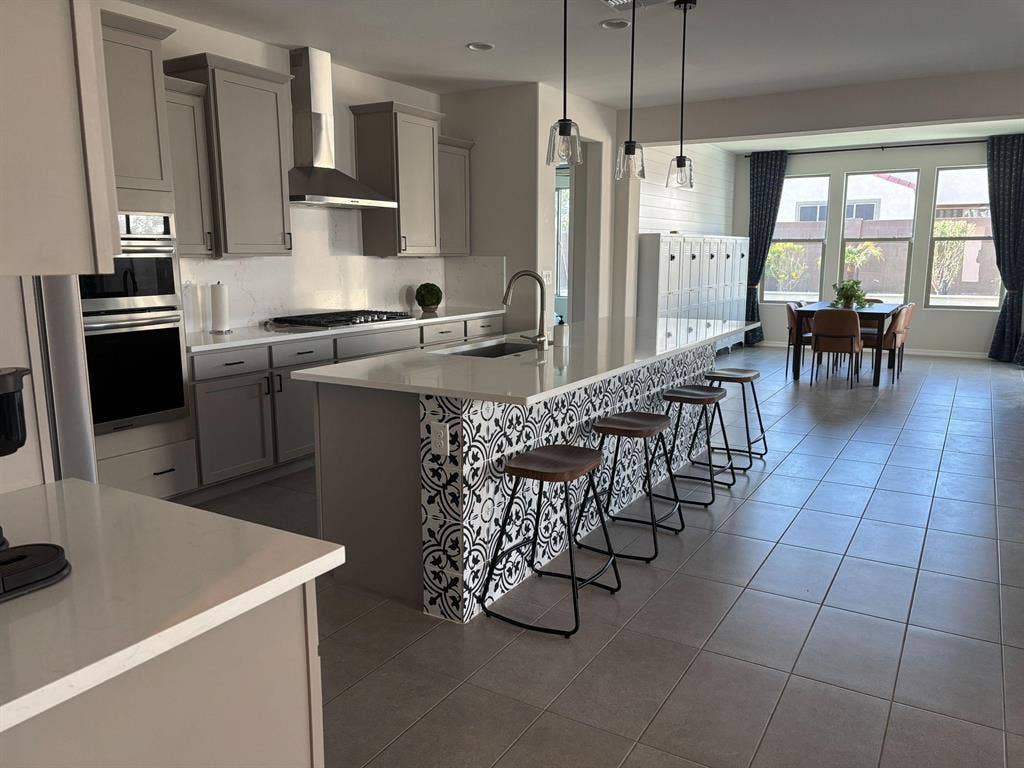 6 BR in Litchfield Park