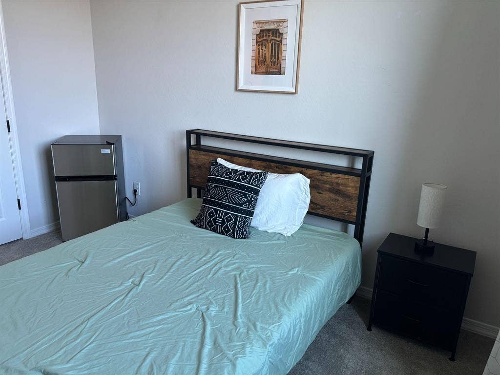 6 BR in Litchfield Park
