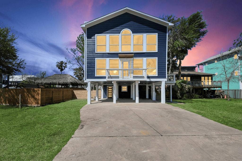 3 BR in Clear Lake Shores