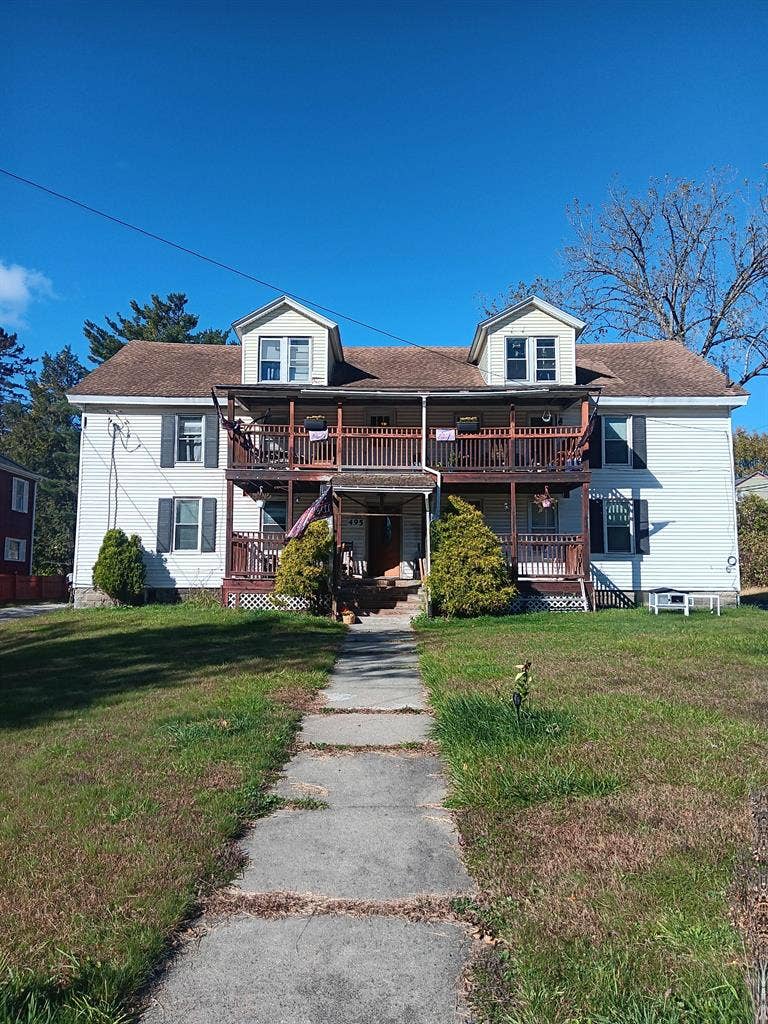 3 BR in Pittsfield