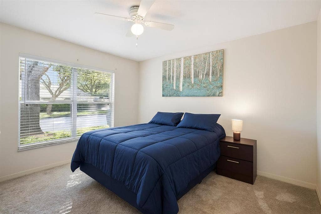 2 BR in Melbourne