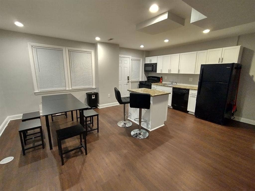 3 BR in Baltimore