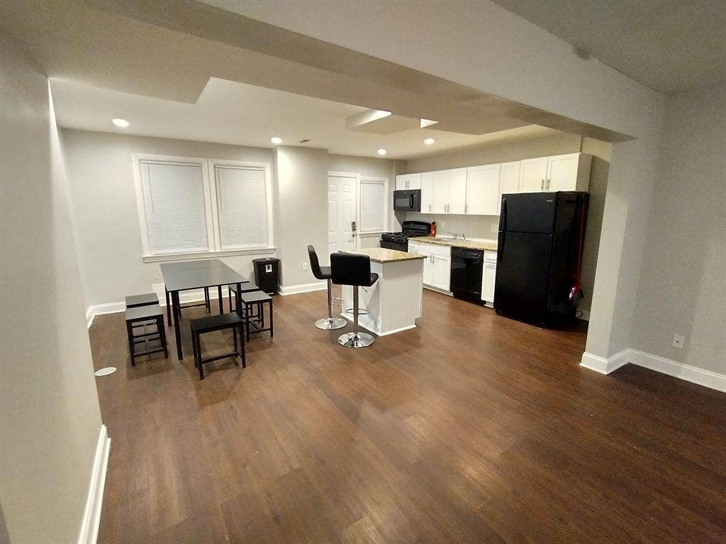 3 BR in Baltimore