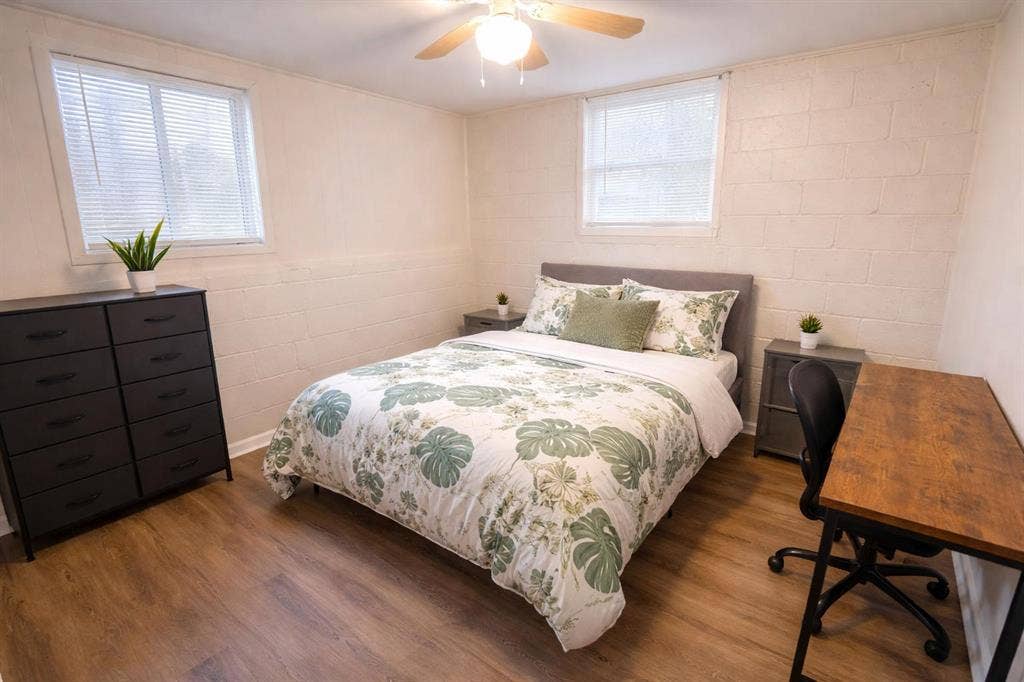7 BR in Decatur