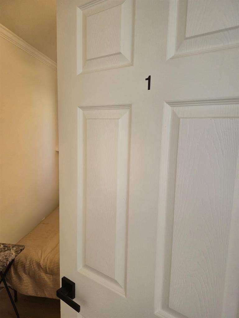5 BR in Anaheim