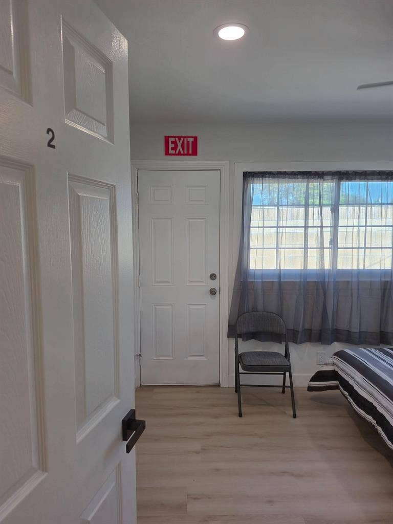 5 BR in Anaheim