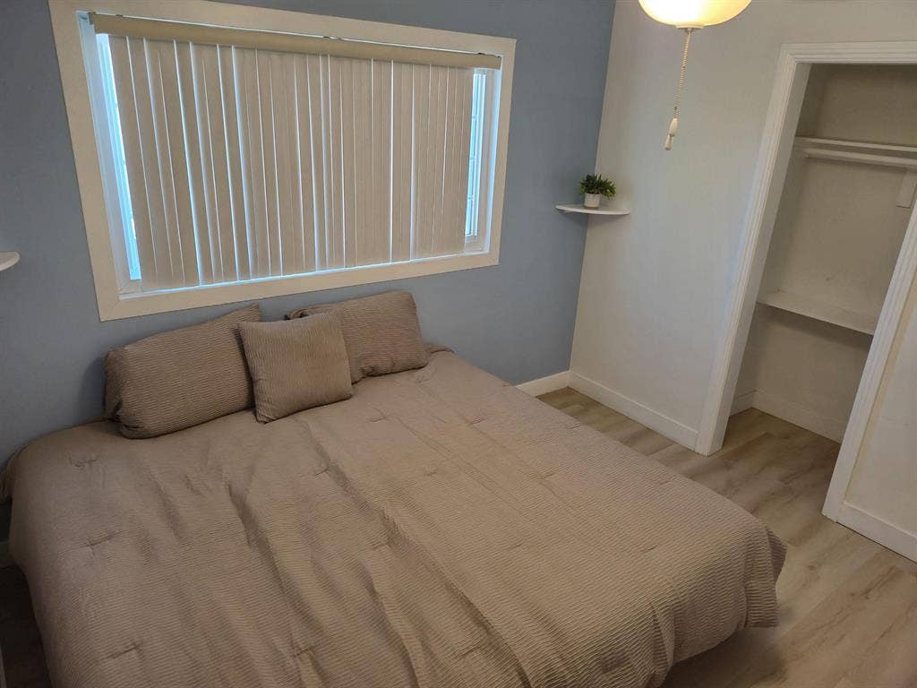 5 BR in Anaheim