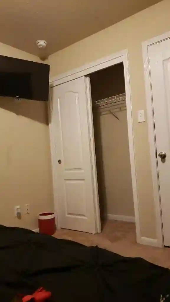 Female Tenants Only