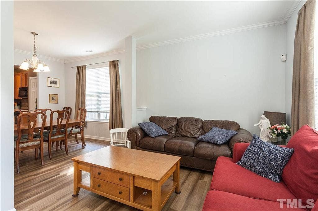 4 BR in Durham