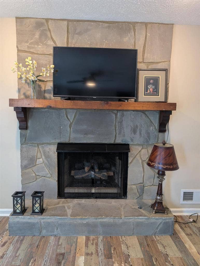 5 BR in Marietta