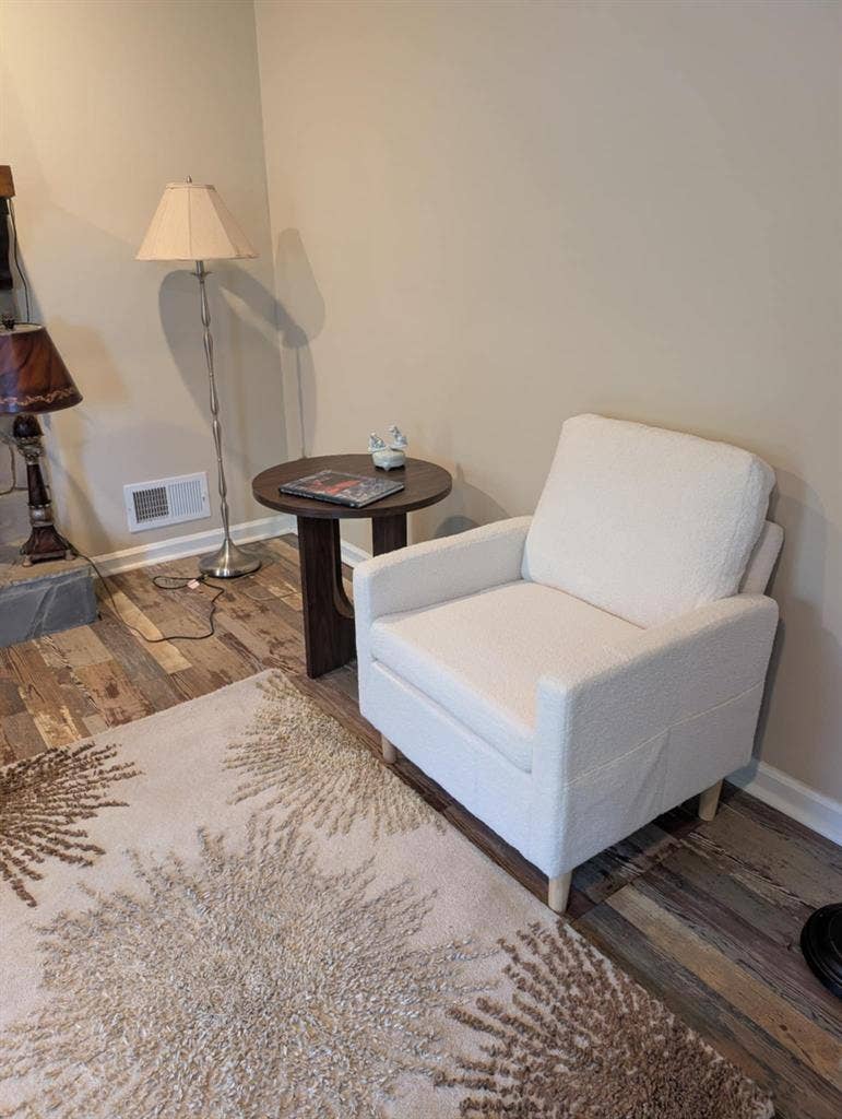 5 BR in Marietta