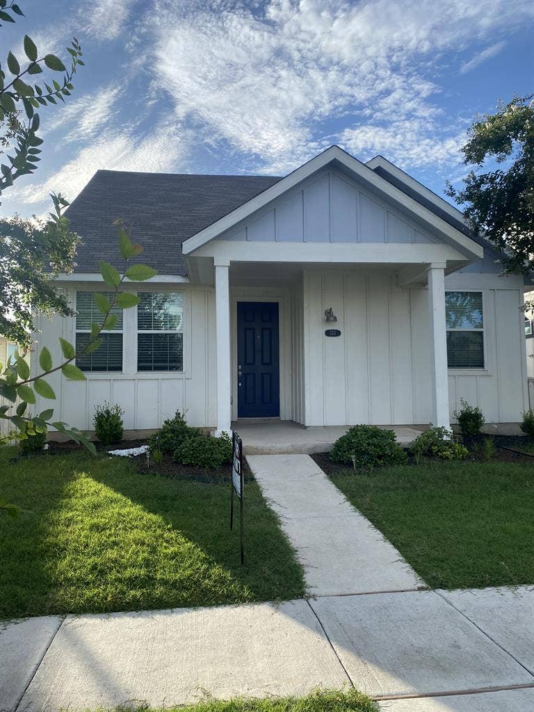 PrivateRoom for Rent/Bills Included