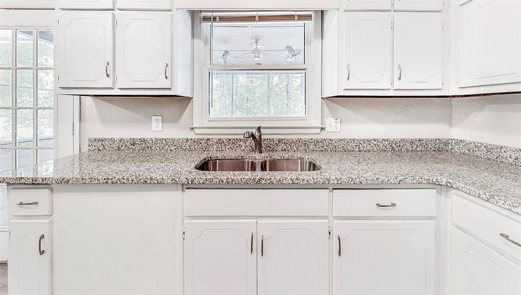 8 BR in Jonesboro