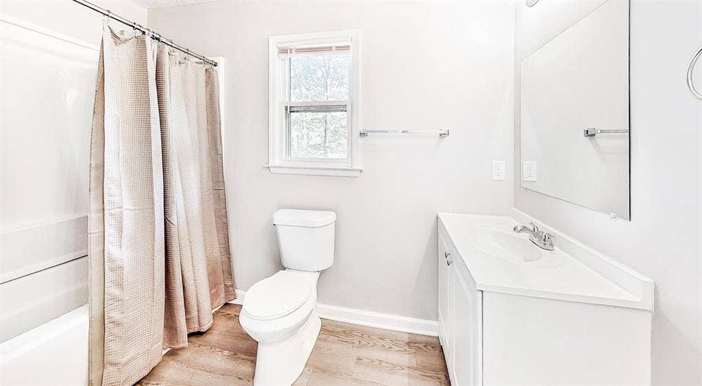 8 BR in Jonesboro